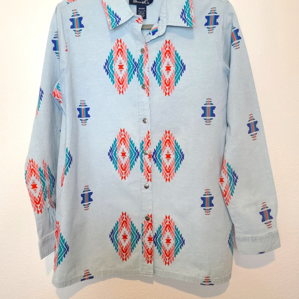 Vintage Denim & Co Southwestern Chambray Button Down Shirt - Picture 3 of 12